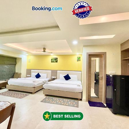 Hotel Rb International ! Puri Near-Sea-Beach-And-Temple Fully-Air-Conditioned-Hotel With-Lift-And-Card Payment Accepted-Parking-Facility, Best Hotel In بوري المظهر الخارجي الصورة